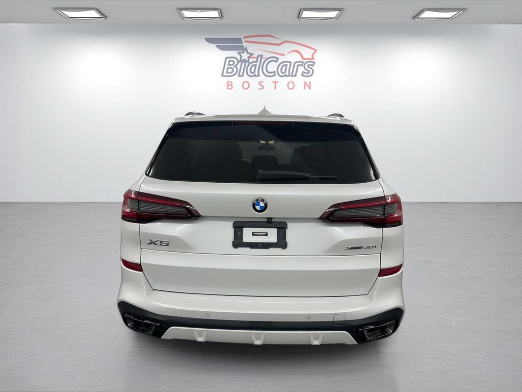 Used 2022 BMW X5 xDrive40i w/ M Sport Package AWD/4WD image 5