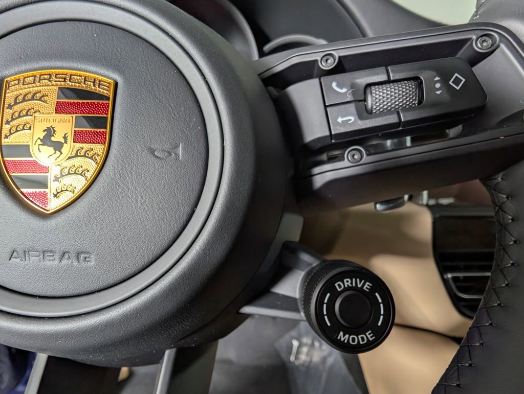 New 2026 Porsche Macan Turbo image 35