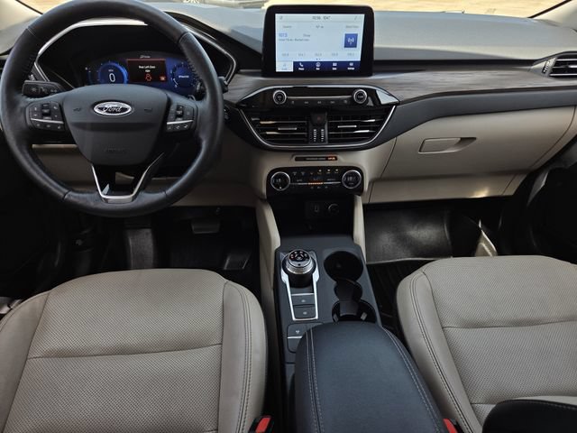 Used 2020 Ford Escape Titanium w/ Titanium Premium Package 2.0 AWD/4WD image 8