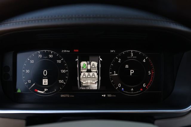 Used 2018 Land Rover Range Rover HSE image 35