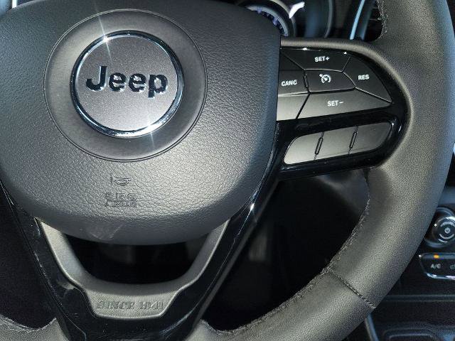 Used 2020 Jeep Cherokee Latitude Plus FWD image 24
