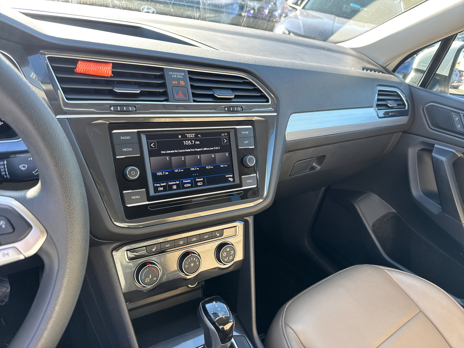 Used 2022 Volkswagen Tiguan S image 29