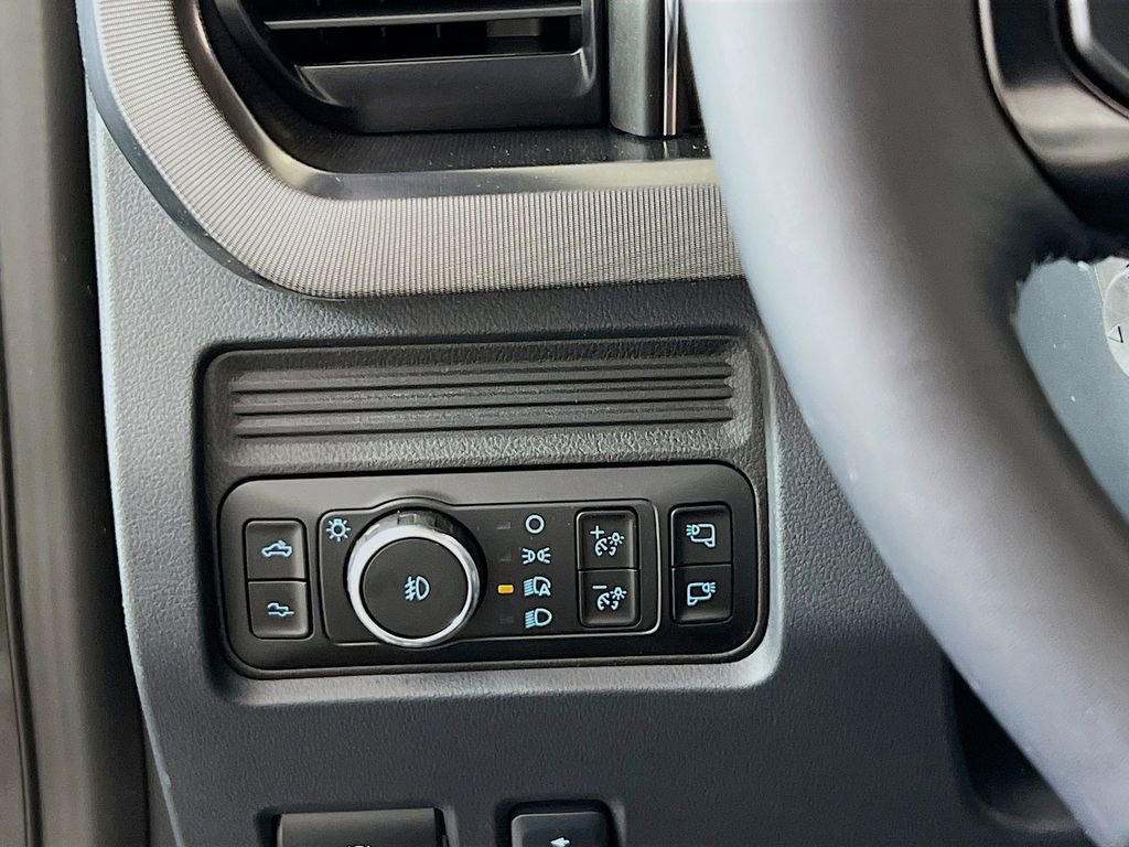 New 2026 Ford F350 Platinum image 19