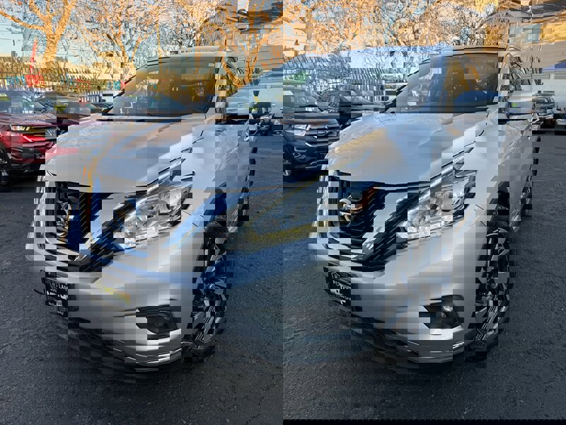 Used 2015 Nissan Murano Platinum w/ Cargo Package w/Cover