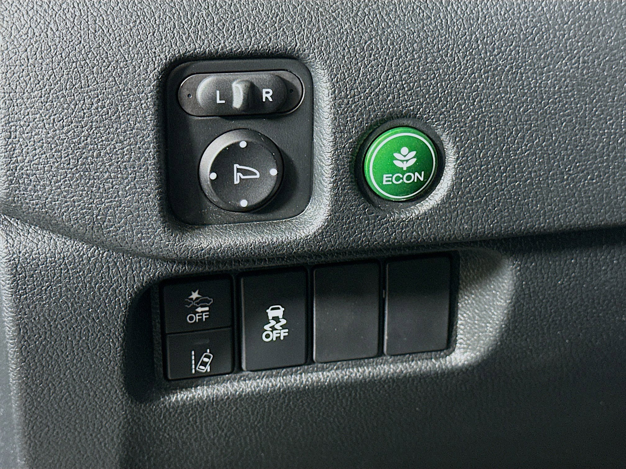 Used 2022 Honda Pilot Sport image 17