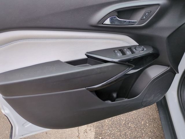 Used 2025 Chevrolet Trax LT FWD image 20