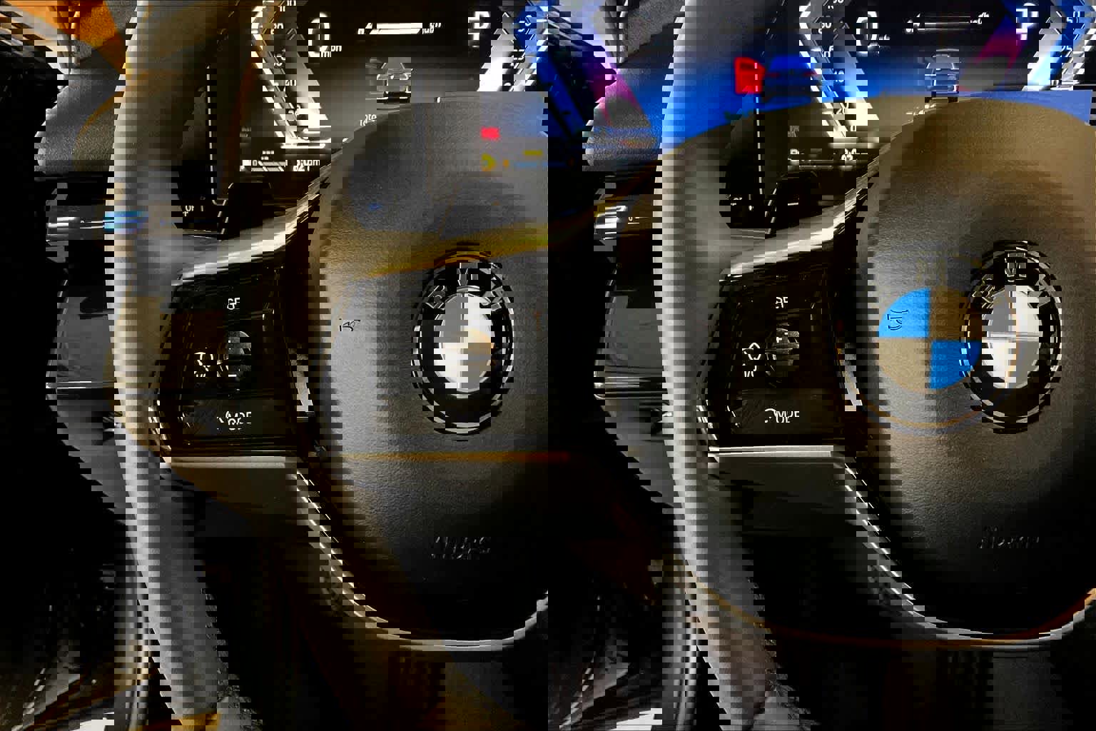 Certified 2025 BMW 530i image 22