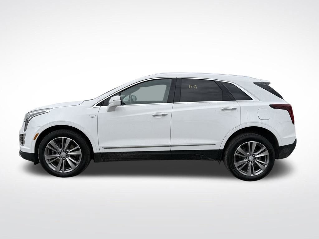 Used 2024 Cadillac XT5 Premium Luxury image 3
