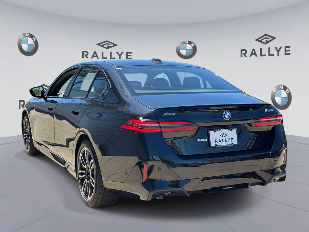 Certified 2026 BMW 530i xDrive w/ M Sport Package AWD/4WD image 6