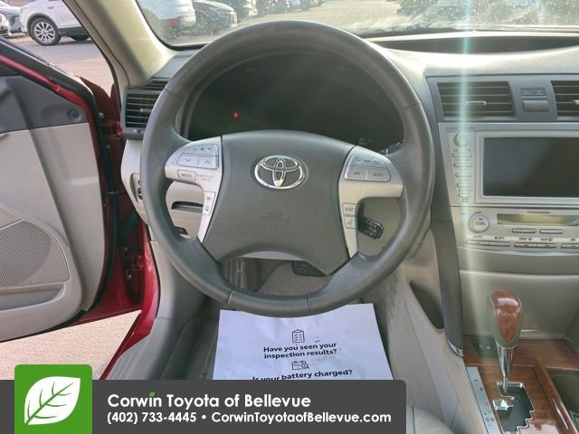 Used 2011 Toyota Camry XLE w/ SE/XLE Extra-Value Pkg image 21