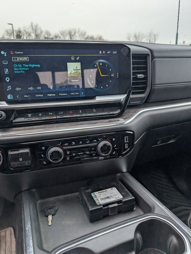 Used 2025 Chevrolet Silverado 2500 LTZ w/ Trail Boss Package image 8