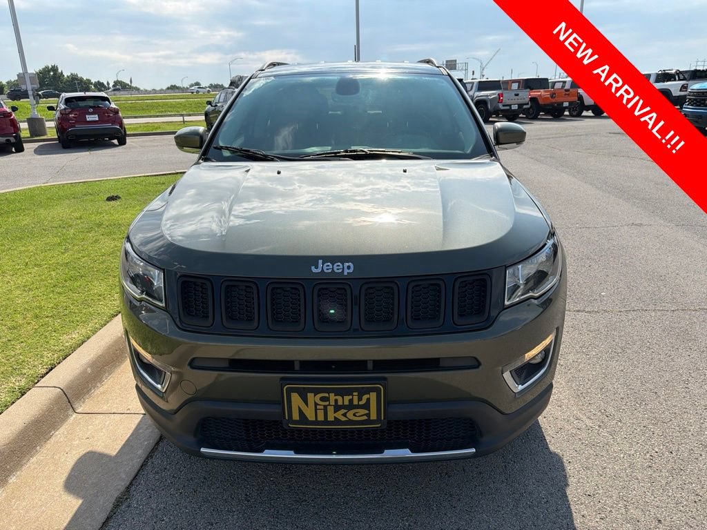 Used 2018 Jeep Compass Limited AWD/4WD image 2