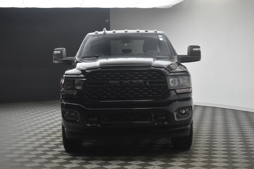 Used 2024 RAM 2500 Big Horn w/ Night Edition AWD/4WD image 17