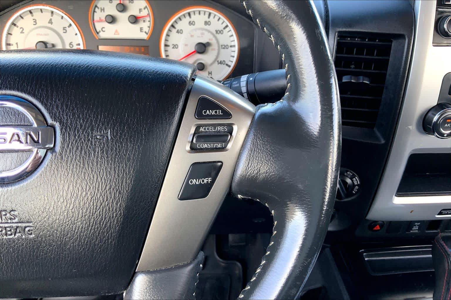 Used 2015 Nissan Titan PRO-4X AWD/4WD image 24