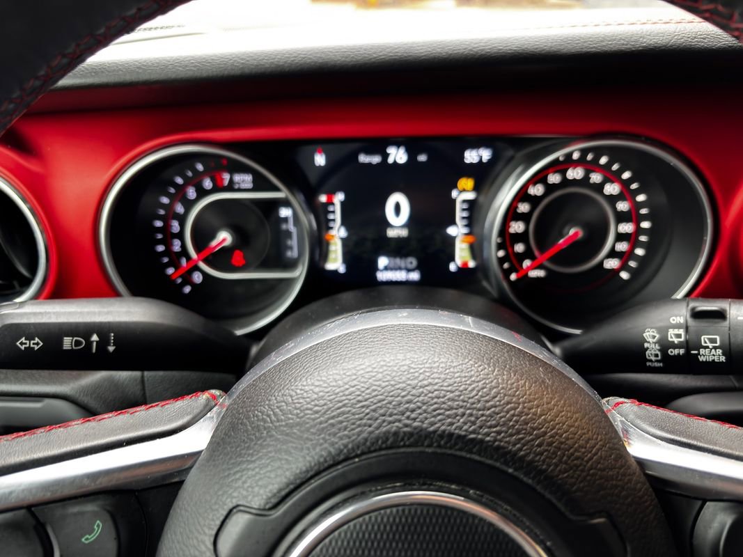 Used 2018 Jeep Wrangler Unlimited Rubicon w/ Safety Group image 34