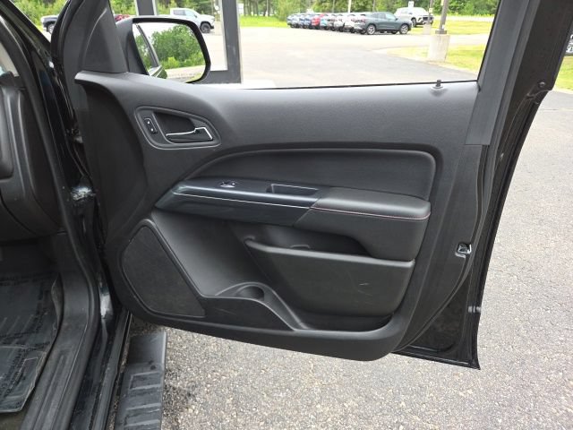 Used 2016 GMC Canyon SLE w/ All Terrain Package AWD/4WD image 53