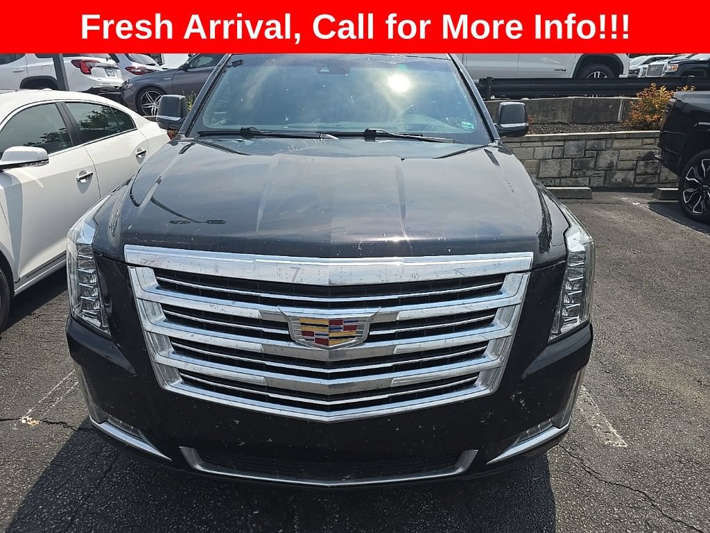 Used 2019 Cadillac Escalade ESV Platinum AWD/4WD image 2