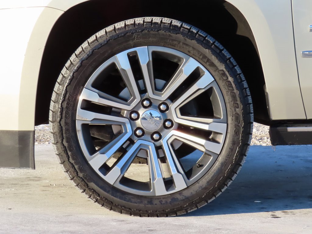 Certified 2017 GMC Yukon Denali image 17