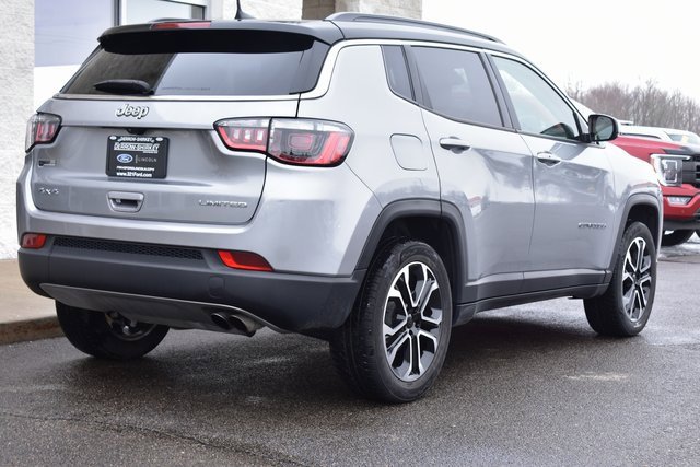 Used 2022 Jeep Compass Limited image 11