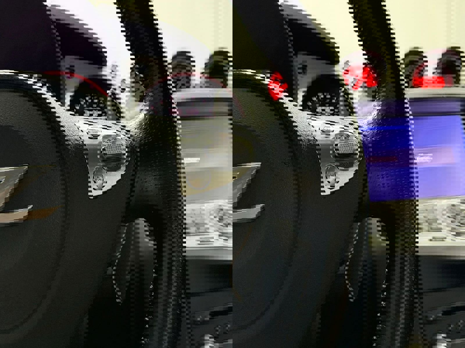 Used 2020 Nissan 370Z Touring Sport image 19