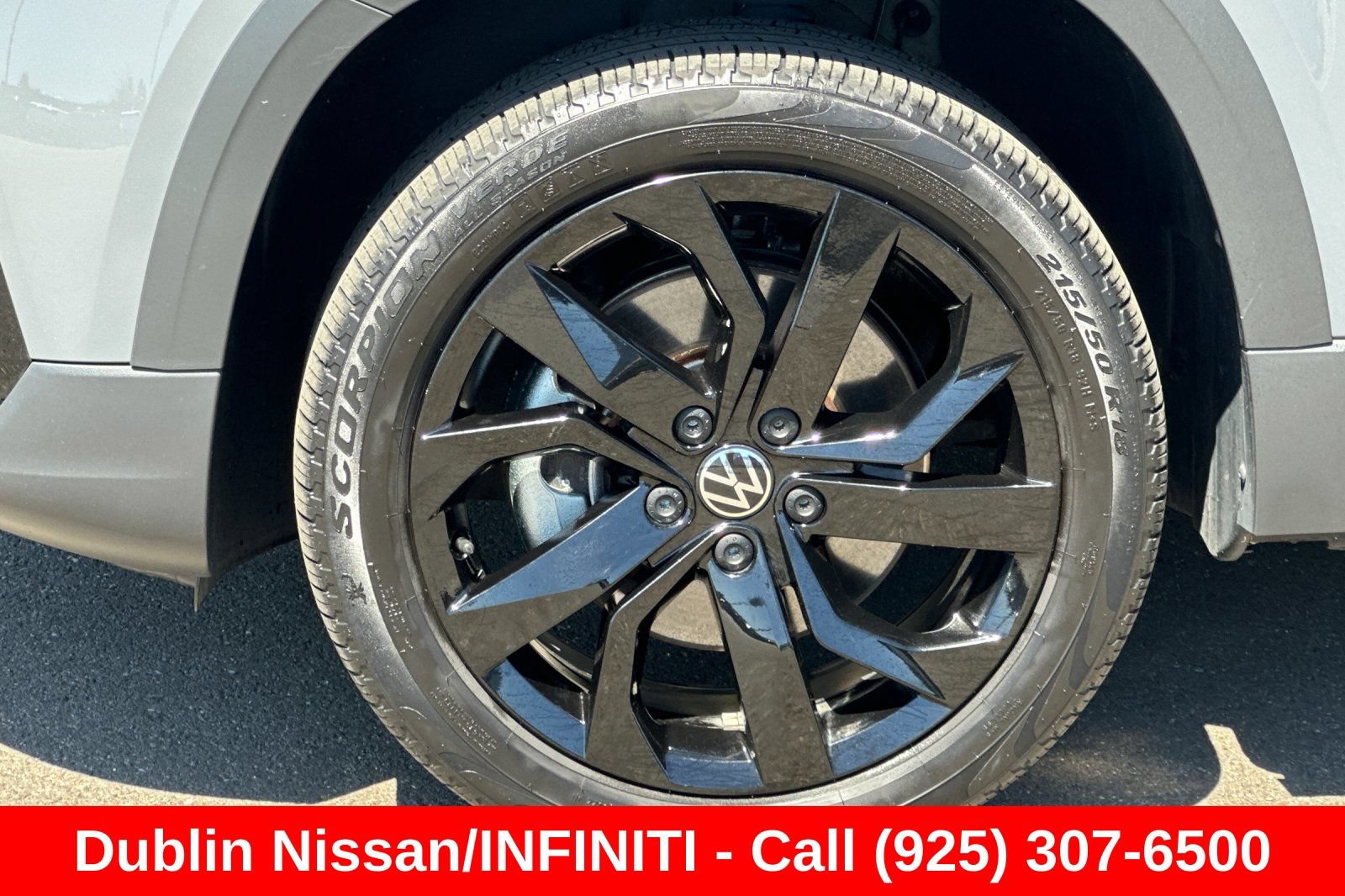 Used 2023 Volkswagen Taos SE w/ Black Wheel Package FWD image 44