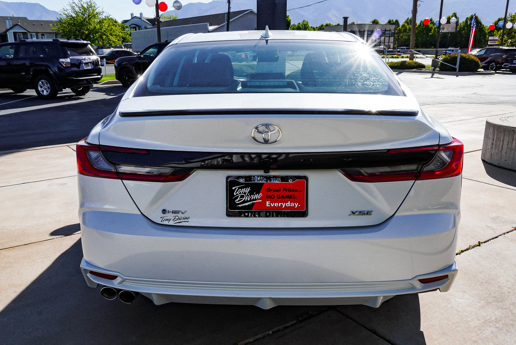 Used 2025 Toyota Camry XSE FWD image 7