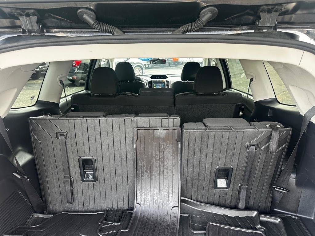 Used 2019 Subaru Ascent Premium AWD/4WD image 12