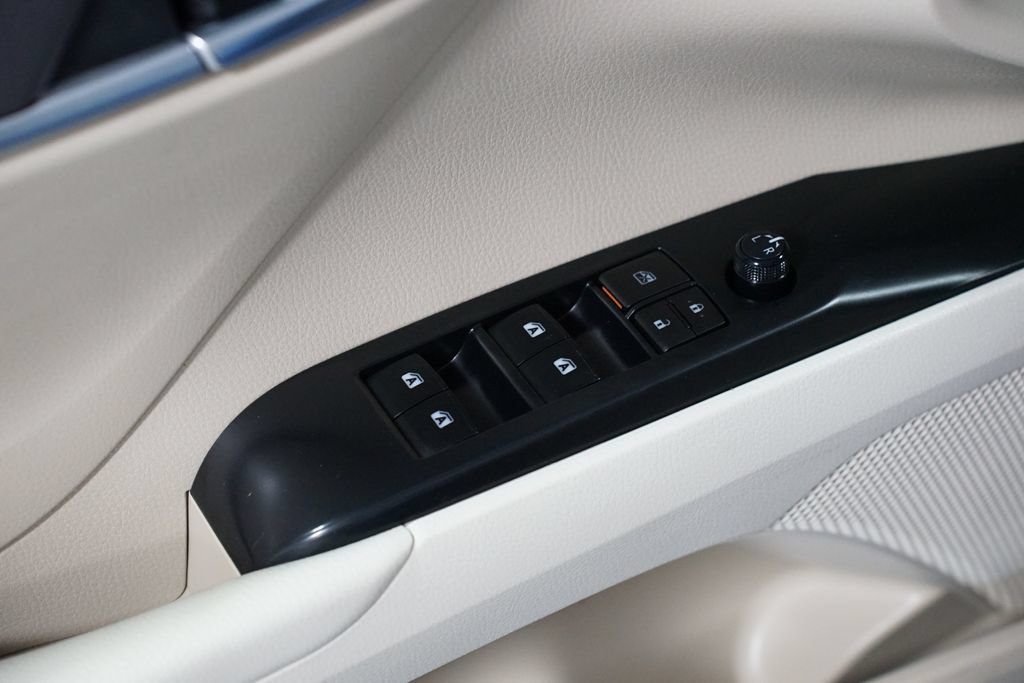 Certified 2020 Toyota Camry LE FWD image 27