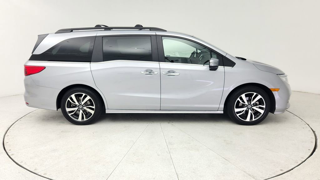 Used 2024 Honda Odyssey Touring image 9
