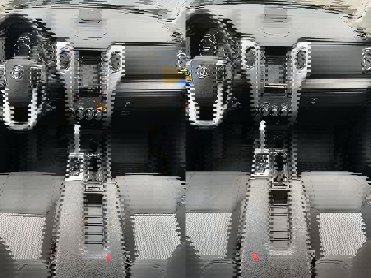 Used 2015 Toyota Tundra SR5 w/ SR5 Upgrade Package image 21