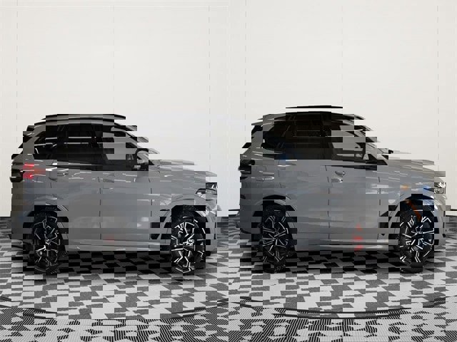 New 2026 BMW X5 xDrive50e w/ M Sport Package image 2