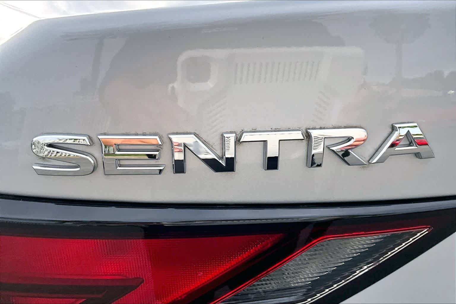 Used 2023 Nissan Sentra S FWD image 31