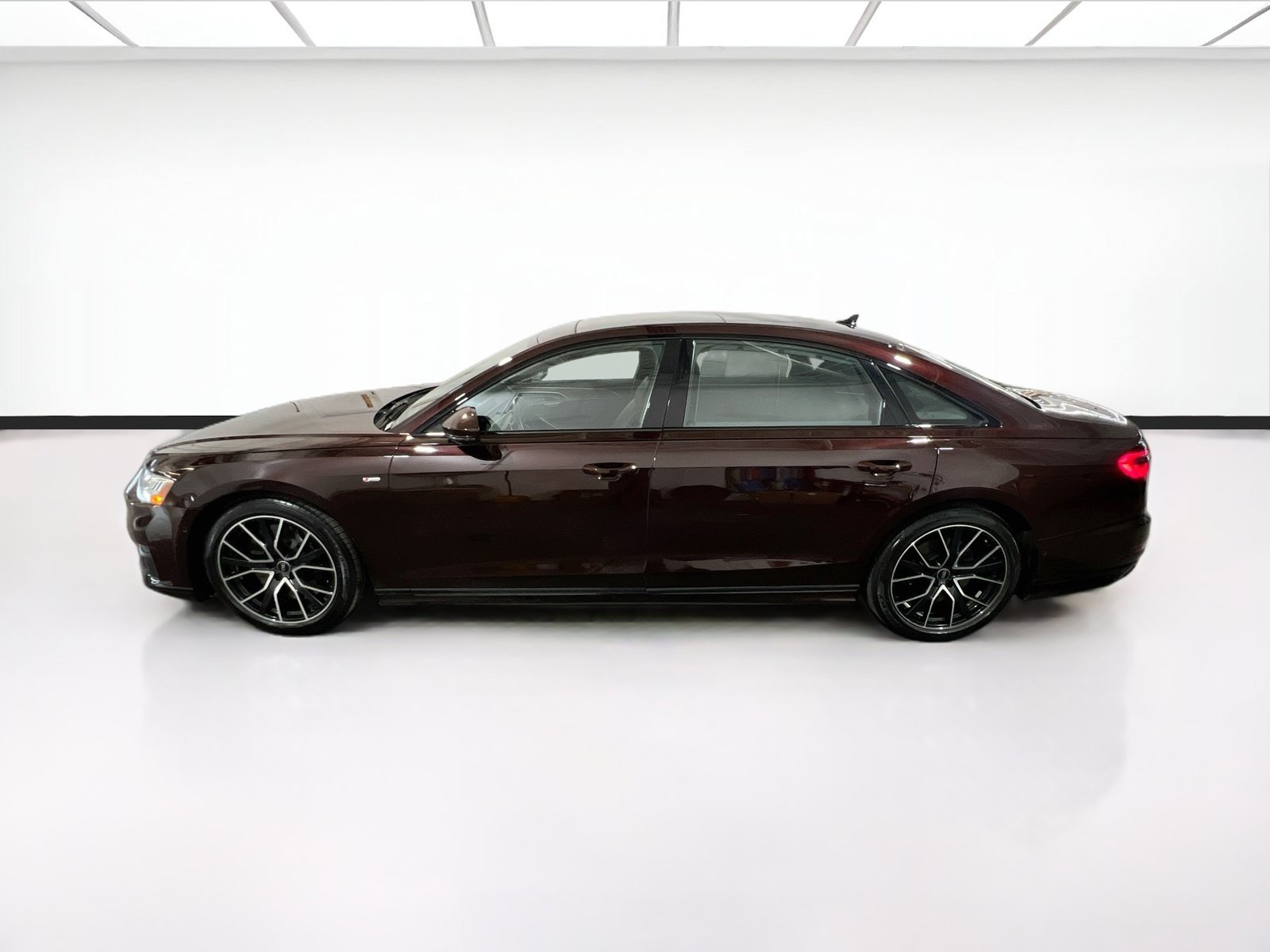 Used 2021 Audi A8 L 4.0T AWD/4WD image 26