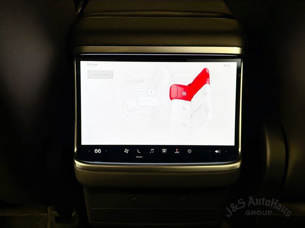 Used 2024 Tesla Model X AWD/4WD image 31