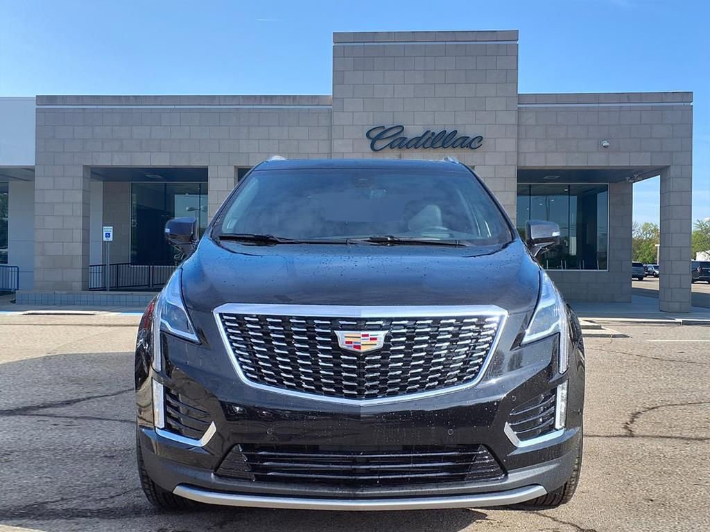 New 2026 Cadillac XT5 Premium Luxury image 2