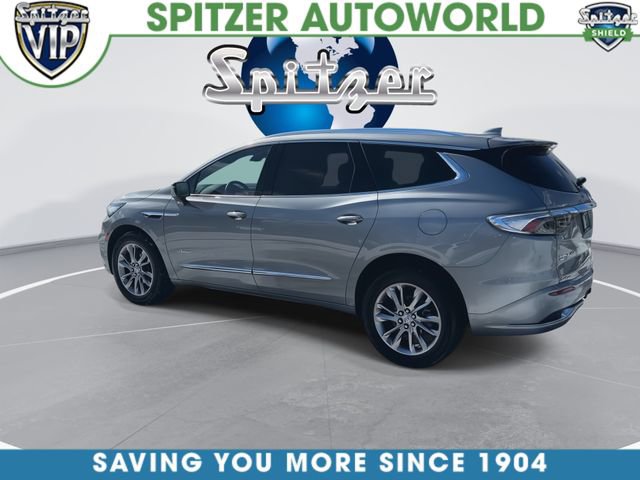 Used 2023 Buick Enclave Avenir w/ Avenir Technology Package image 7