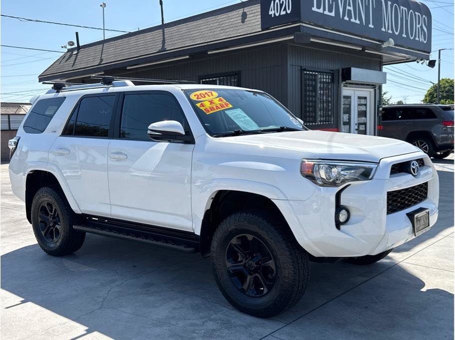 Used 2017 Toyota 4Runner SR5 Premium AWD/4WD image 42