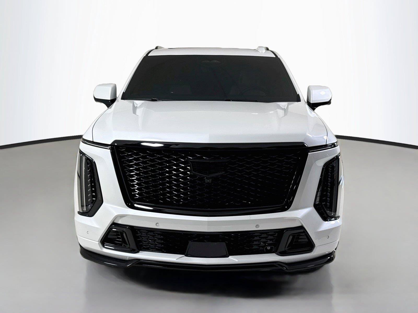 Used 2025 Cadillac Escalade V AWD/4WD image 11