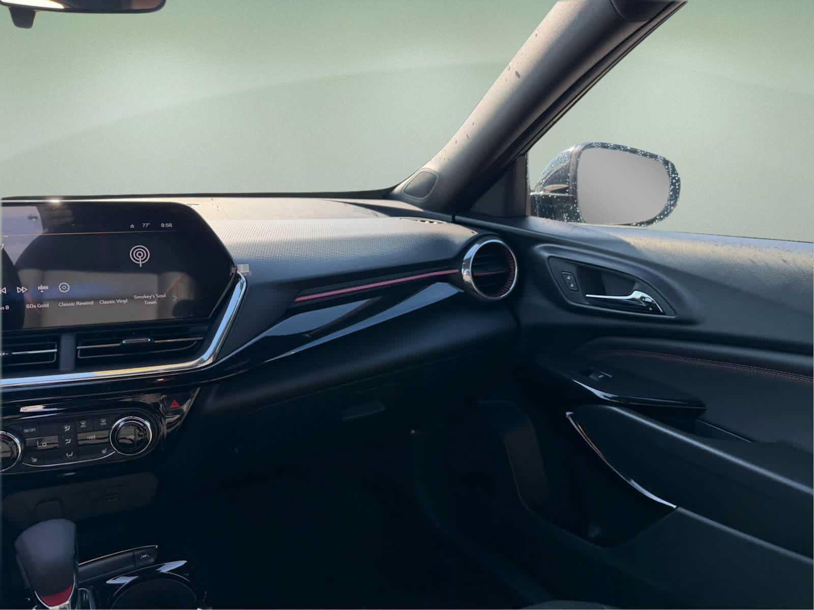 New 2026 Chevrolet Trax RS w/ Sunroof Package FWD image 11