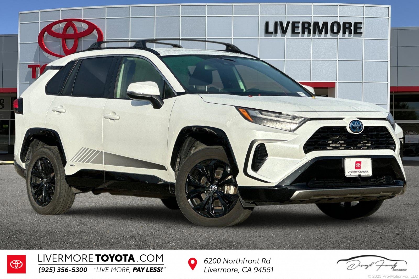 Used 2024 Toyota RAV4 SE