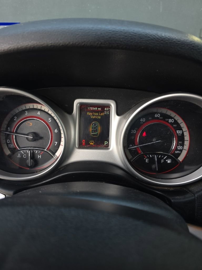 Used 2018 Dodge Journey SE w/ Connectivity Group image 1