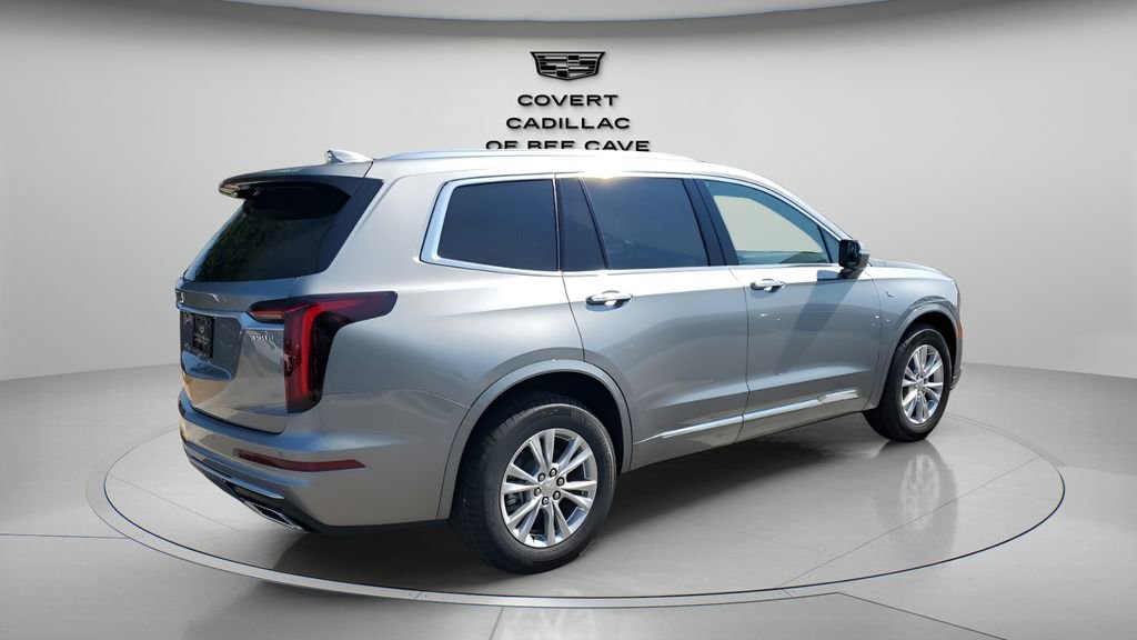 New 2025 Cadillac XT6 Luxury image 10