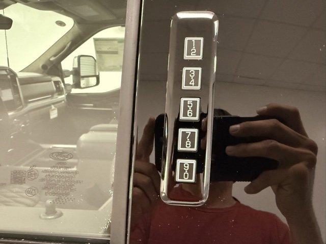 New 2026 Ford F350 Platinum w/ Platinum Plus Package image 8