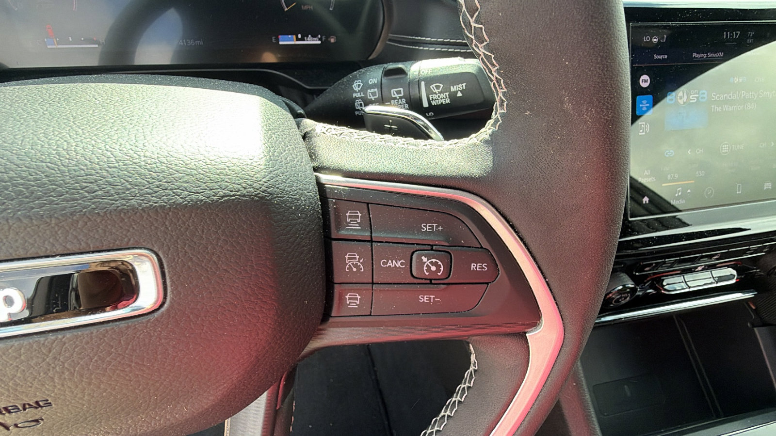 Certified 2024 Jeep Grand Cherokee Altitude image 29