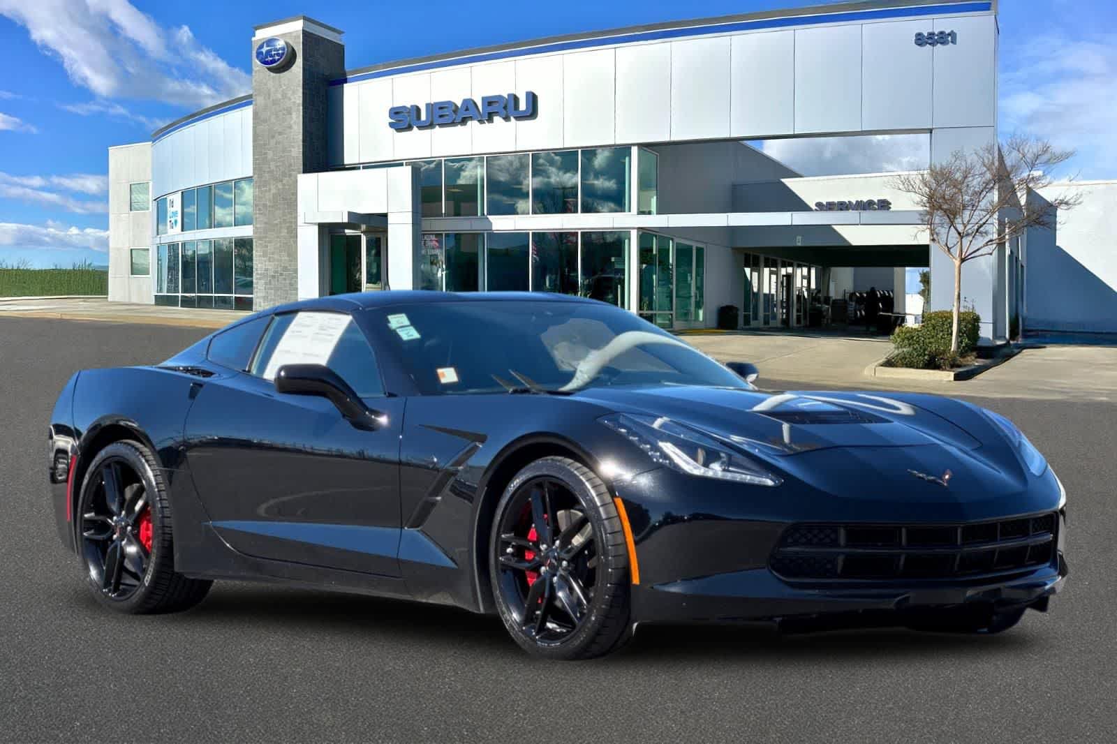 Used 2019 Chevrolet Corvette Stingray Coupe w/ Carbon Flash Badge Package RWD image 4