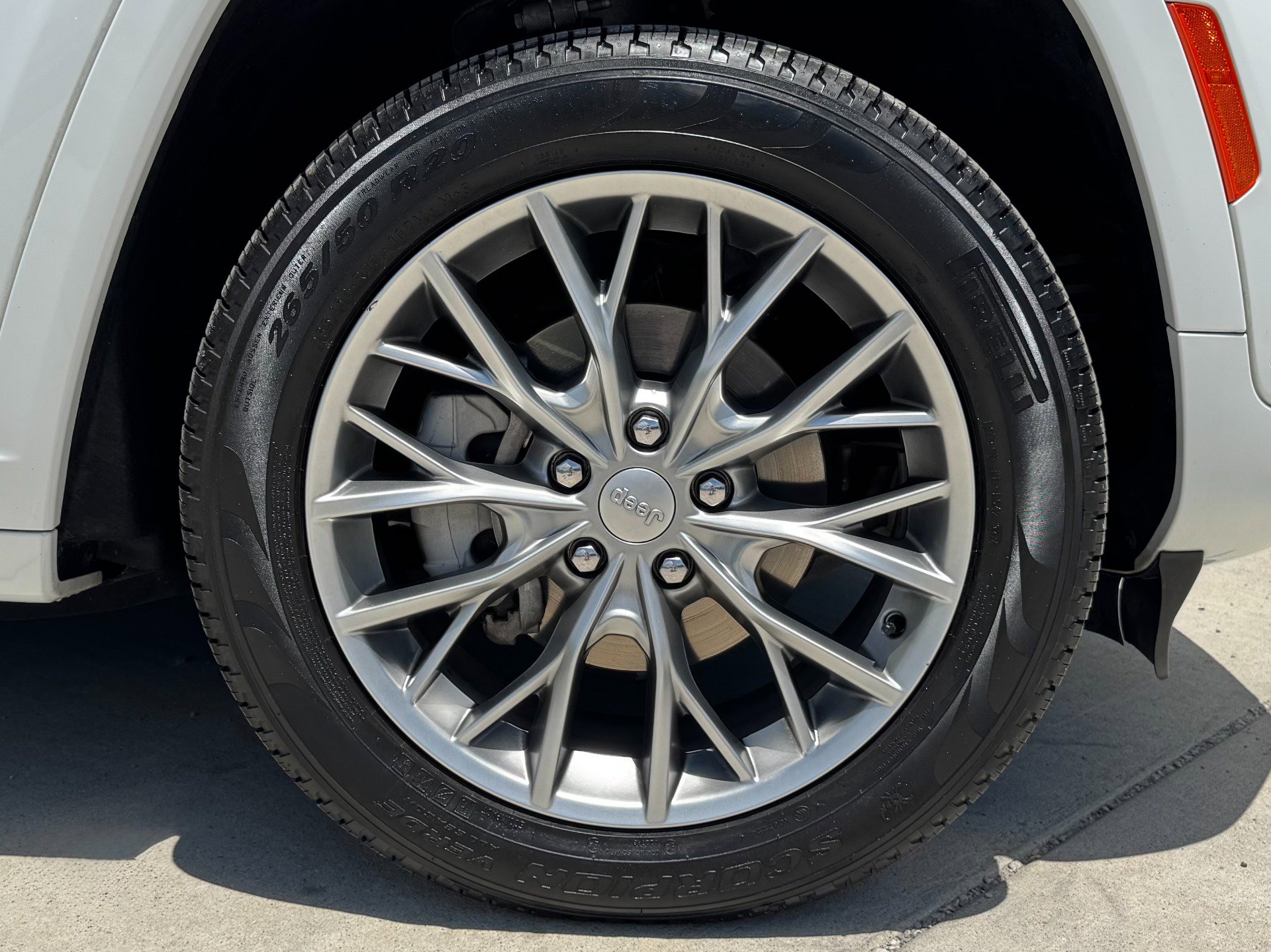 Used 2025 Jeep Grand Cherokee Summit AWD/4WD image 81