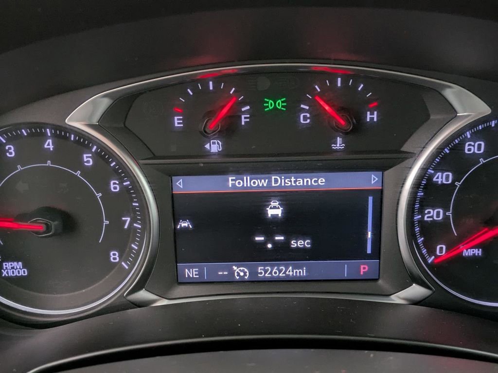 Used 2024 GMC Terrain SLT AWD/4WD image 9