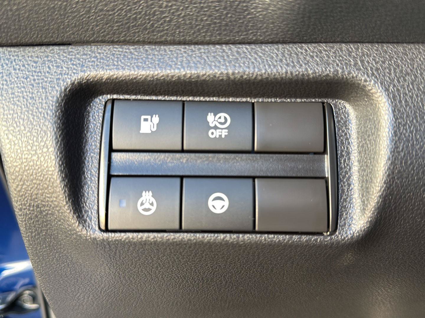 Certified 2025 Nissan Leaf SV Plus FWD image 16