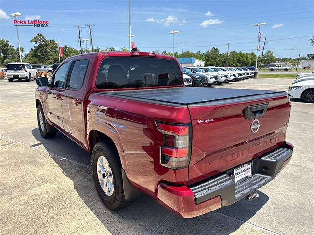 Certified 2024 Nissan Frontier SV w/ Tow Package RWD image 5
