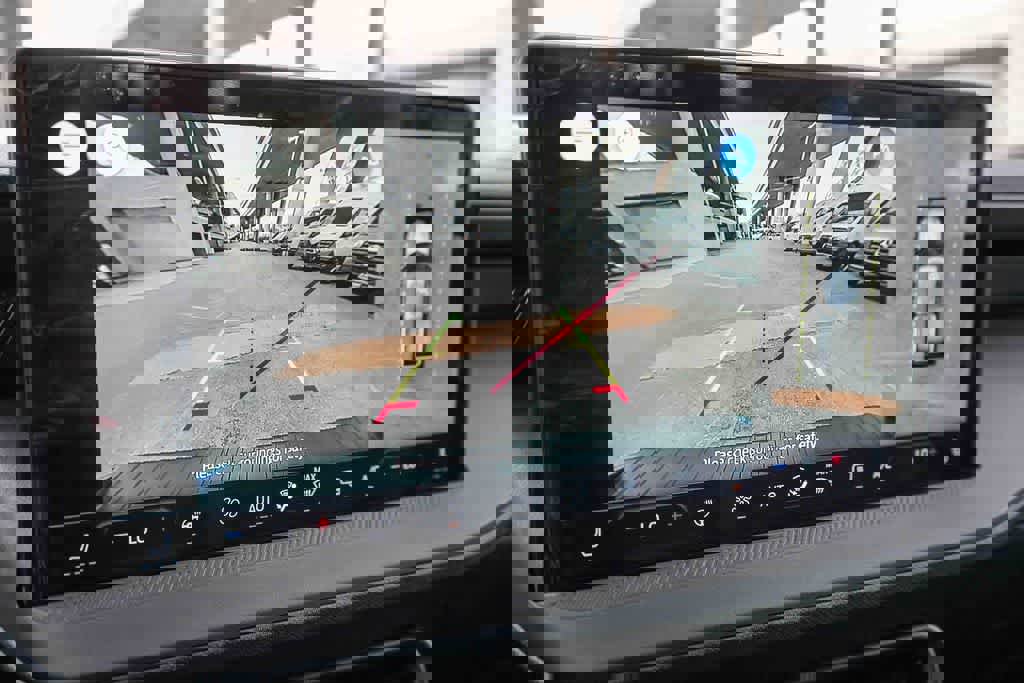 New 2026 Ford Maverick Lobo image 23